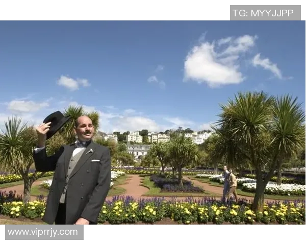 法国足球明星粉丝热情追随背后的故事与心声揭秘