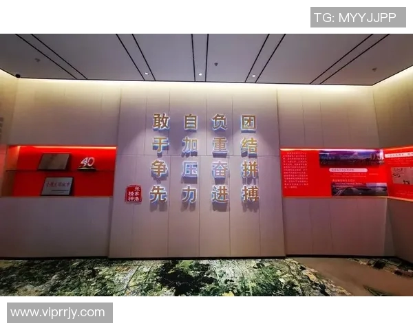 杭州足球队在钻石联赛中的拼搏历程与辉煌成就回顾